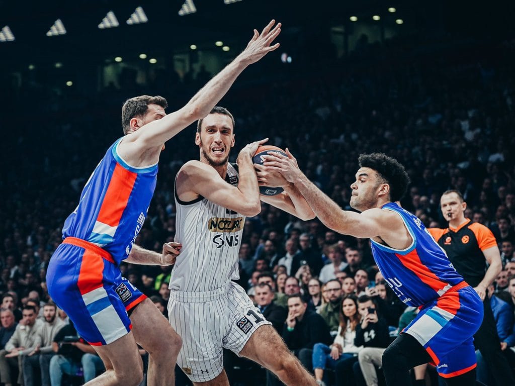Partizan – Anadolu Efes