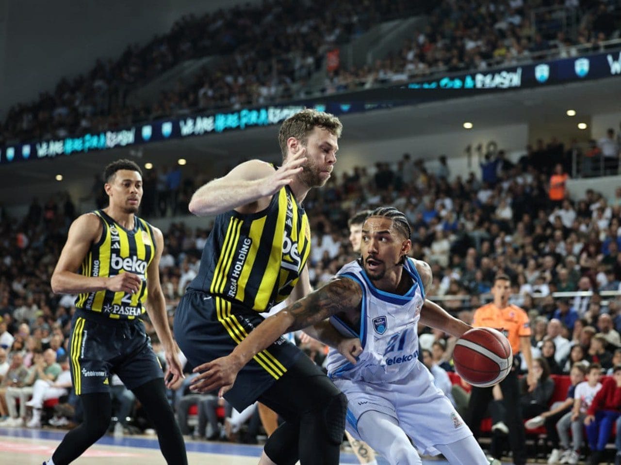 Fenerbahçe-Telekom-Play-Off-ÇF-2025-1