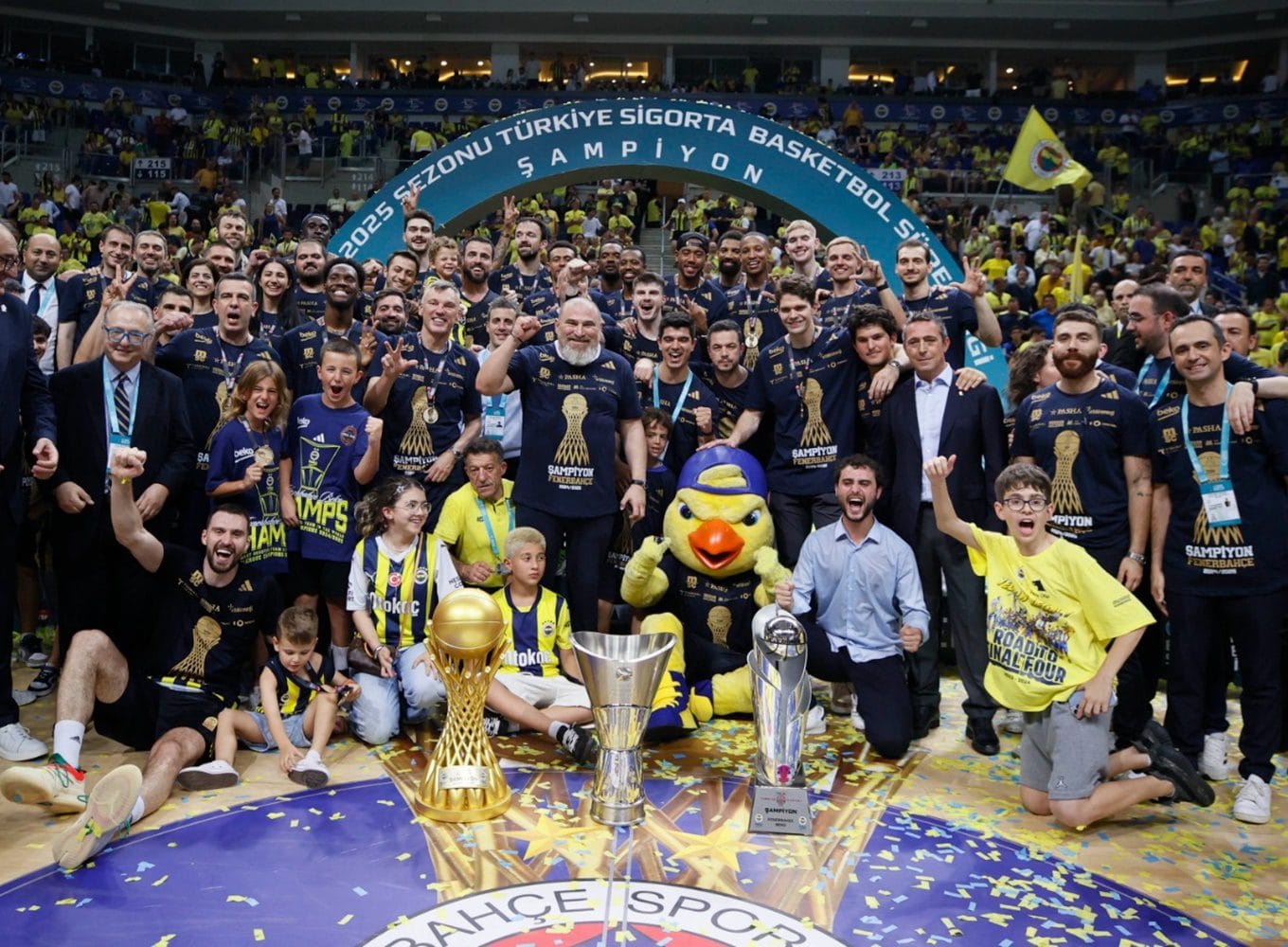 Fenerbahçe-Şampiyon-2025-06-25