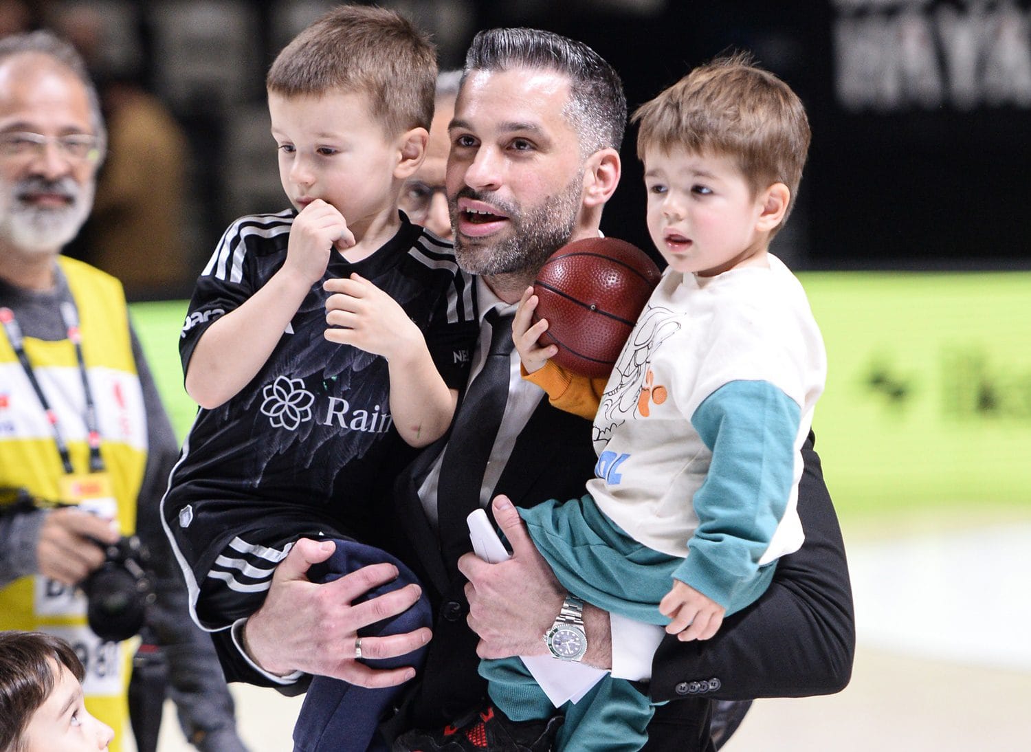 Arseven: Beşiktaş 30 Binlik Salonu Doldurur Arseven: Beşiktaş 30 Binlik Salonu Doldurur