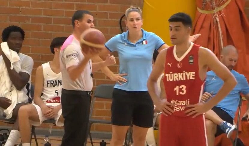Brezilya Basketbolunda Bir İlk... Brezilya Basketbolunda Bir İlk...