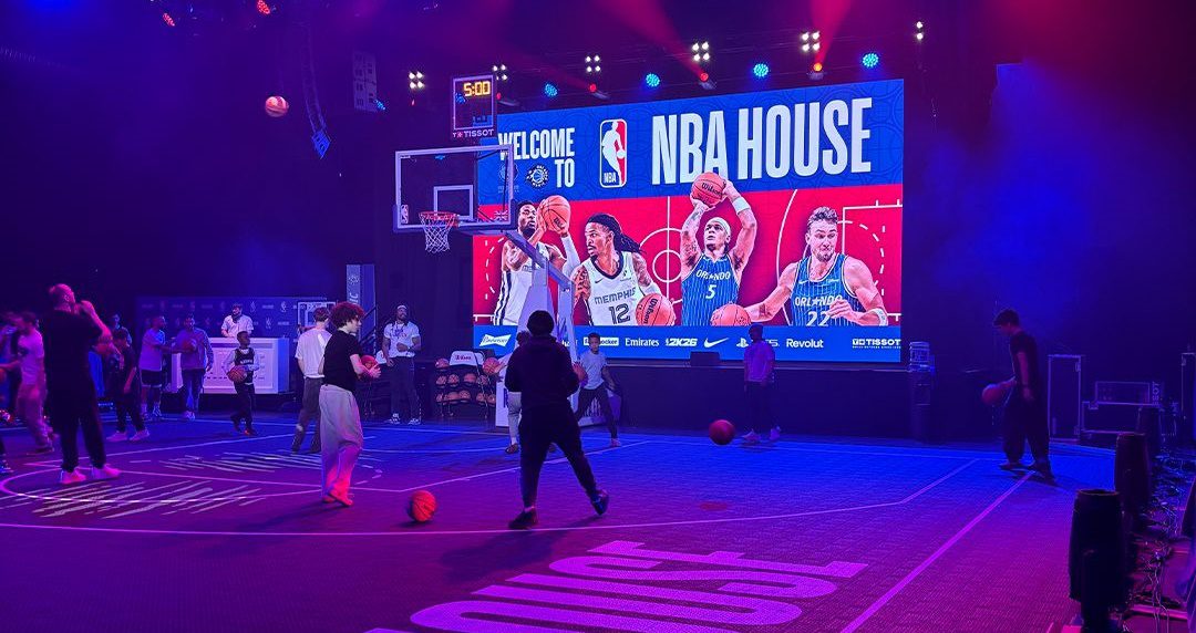 Jr. NBA-BİDEV Ekibi NBA Londra Organizasyonundaydı