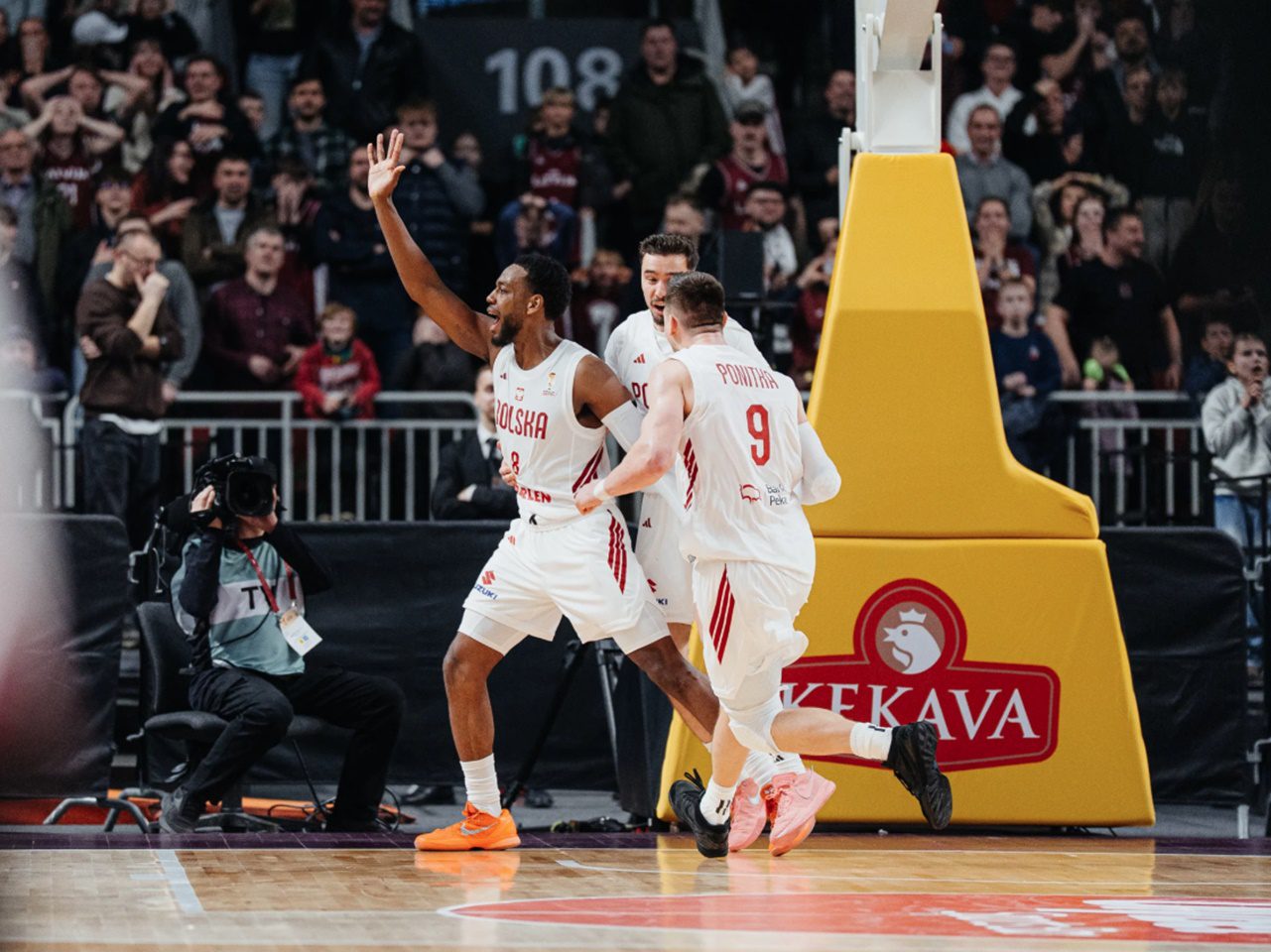 Polonya-jordan loyd-27-02-2026