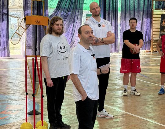 Yakup Sekizkök'ten Polonya'da Seminer Yakup Sekizkök'ten Polonya'da Seminer