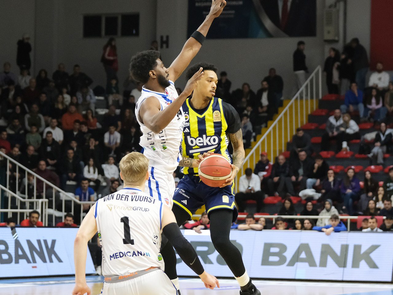 Büyükçekmece ve Fenerbahçe maçı mücadele anı