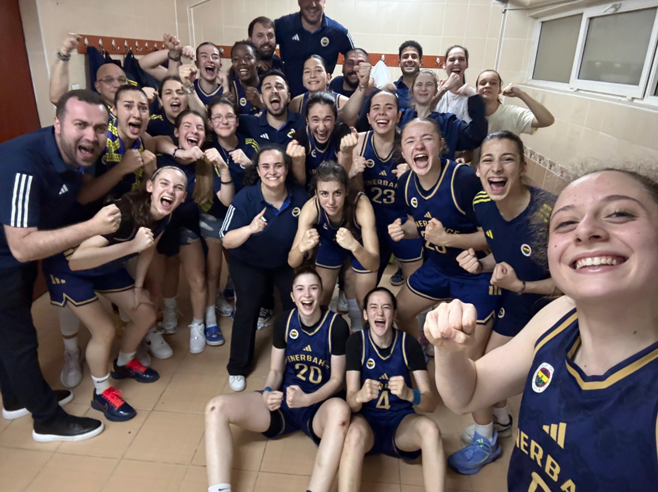 U16 Kızlar Fenerbahçe Şampiyon-24-05-2026