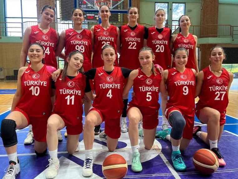 Liseler Dünya Şampiyonası'nda 6'da 6