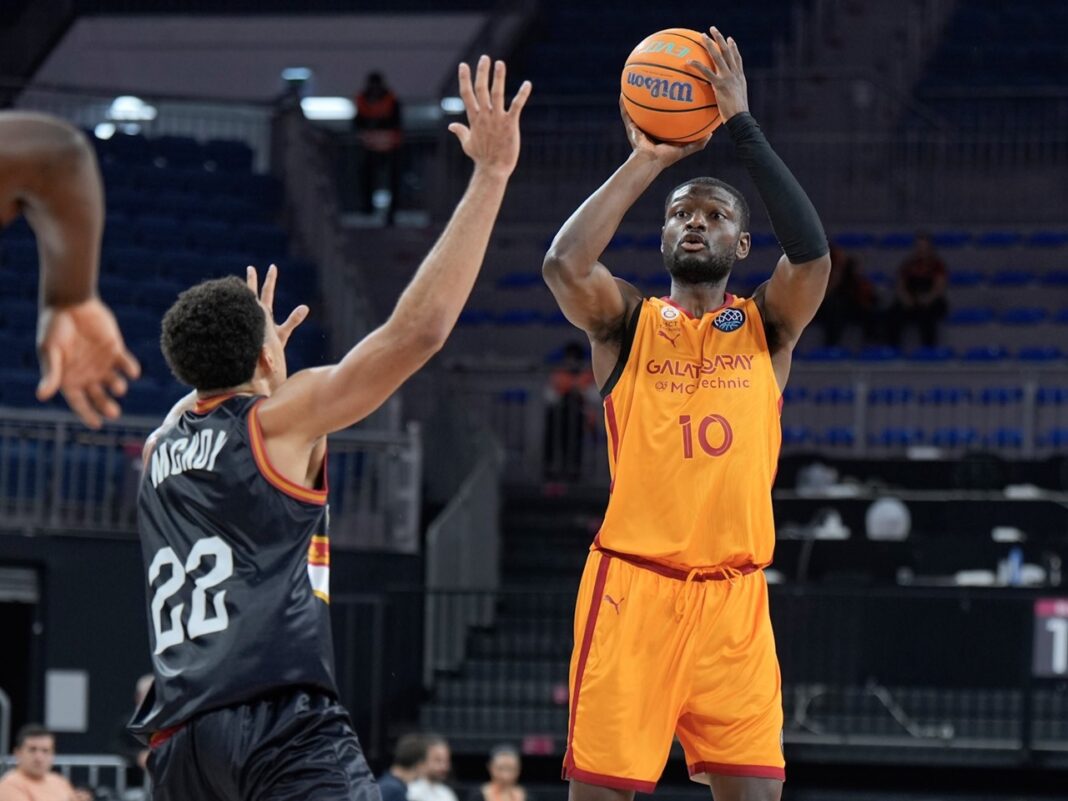 Galatasaray Strasbourg Şampiyonlar Ligi maçı