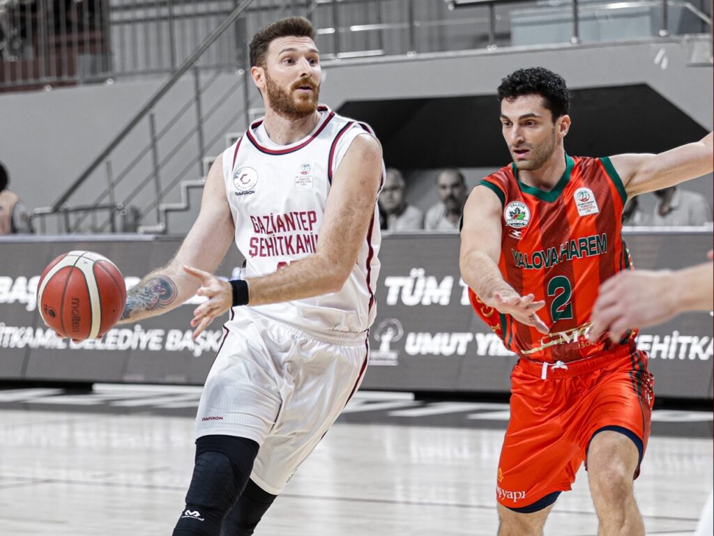 Gaziantep Basketbol defeats Yalova Haremspor 70-67 in TBL match